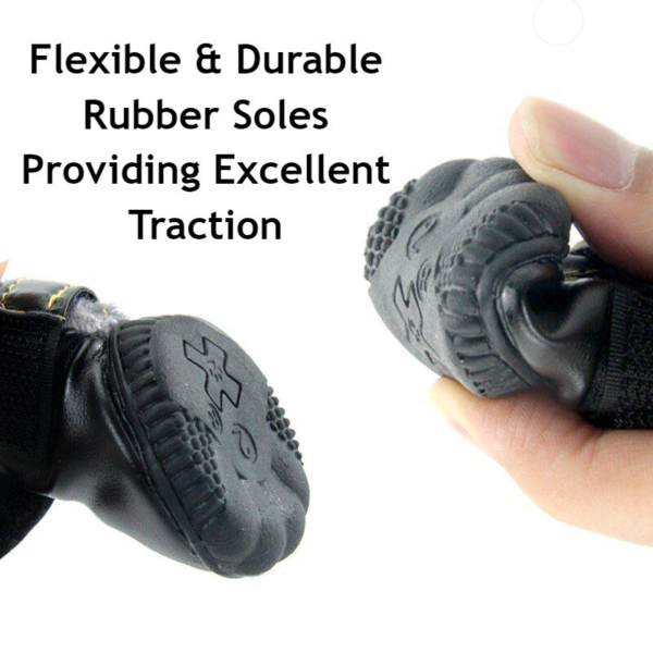 Flexible & Durable Rubber Soles providing excellent traction